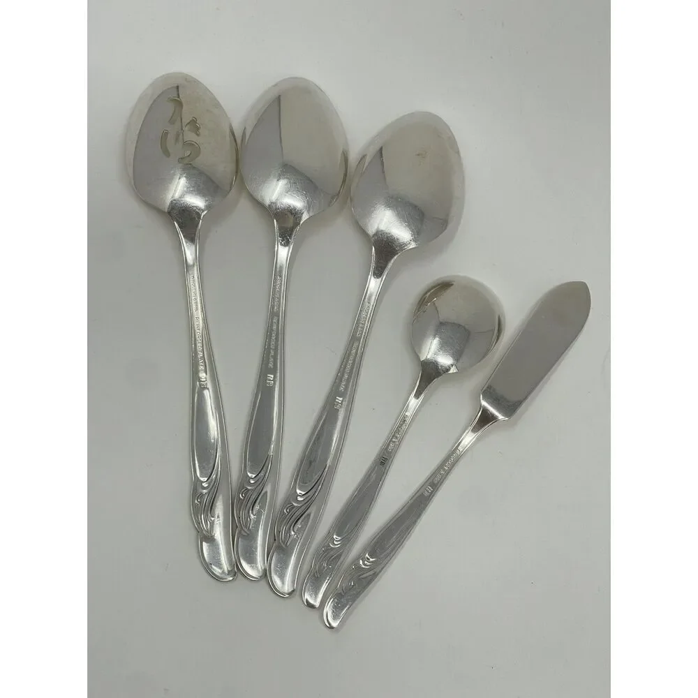International EXQUISITE Silverplate 1957 Serving Table Sugar Spoons Butter Knife